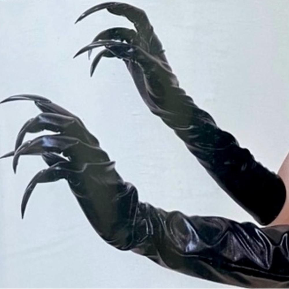 Halloween black Gloves with Claws 🖤